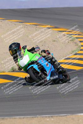 media/Oct-09-2022-SoCal Trackdays (Sun) [[95640aeeb6]]/Turns 9 and 10 (1050am)/